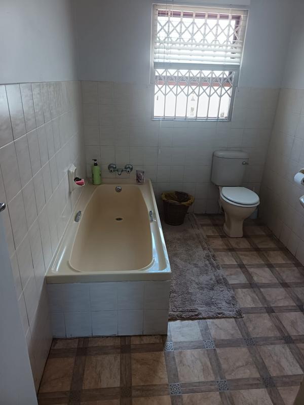 4 Bedroom Property for Sale in Heiderand Western Cape